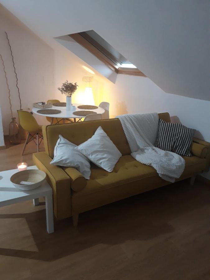 El Rincon De Nuri Apartment Arzua Bagian luar foto